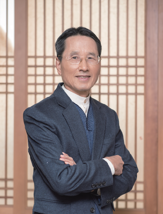 [칼럼] 세계문화의 중심에서 평화를 - 이수덕 데일리뉴스 회장