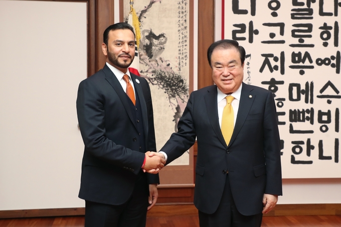 UAE 실권자 26일 방한, 文과 정상회담 예정
