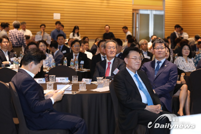 평화가 경제가 되는 남북교류협력 2.0시대를 연다