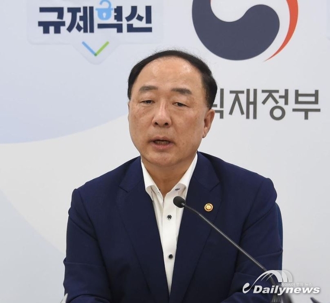 내년 예산안 513조, 올해 대비 9% 증가