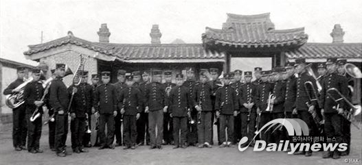 대한제국 양악대, 118주년만에 탑골공원 팔각정서 재연