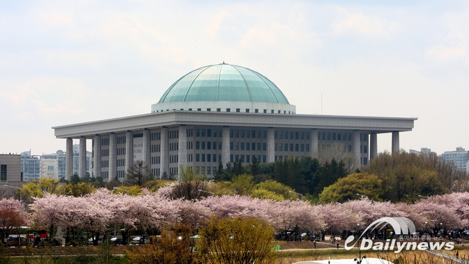 이번 총선은 프레임 전쟁이다