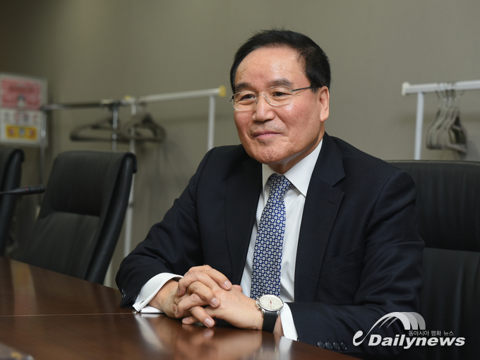 “후배 기업인들의 우즈벡 진출을 돕겠습니다”