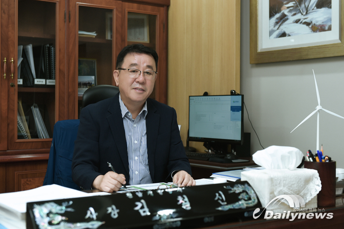 “블루에너지 해상풍력 사업에 전념해 청정 전남을 만들어 가겠습니다”