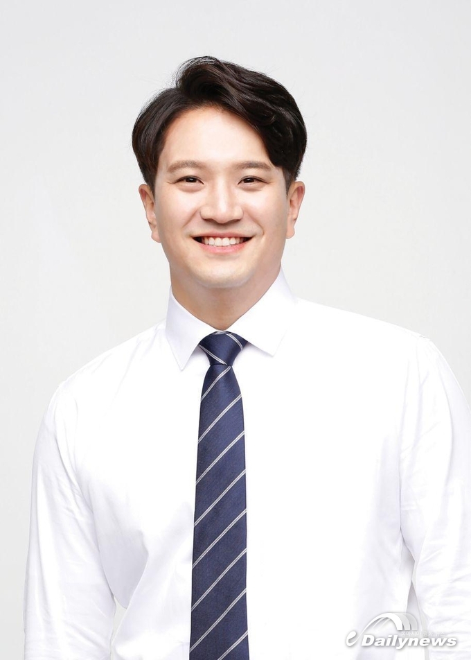 청년 자영업자 출신 전용기 의원, “전통시장 살리기 법” 발의