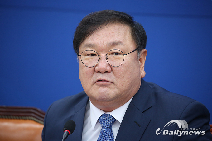 양도세 피하려 주택 증여하면···김태년 “취득세 인상 강구”