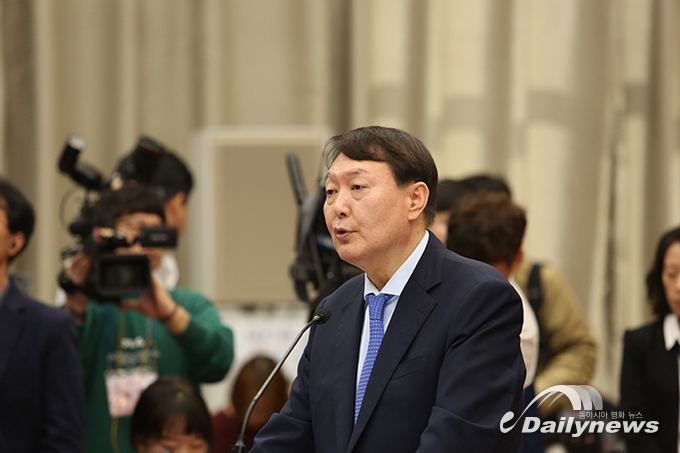 검찰개혁위 “검찰총장 수사지휘권 폐지해야” 권고
