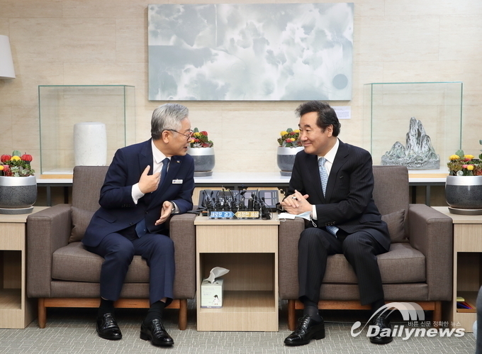 이낙연-이잼여 지지도 뒤바뀌었다···이재명 첫 역전