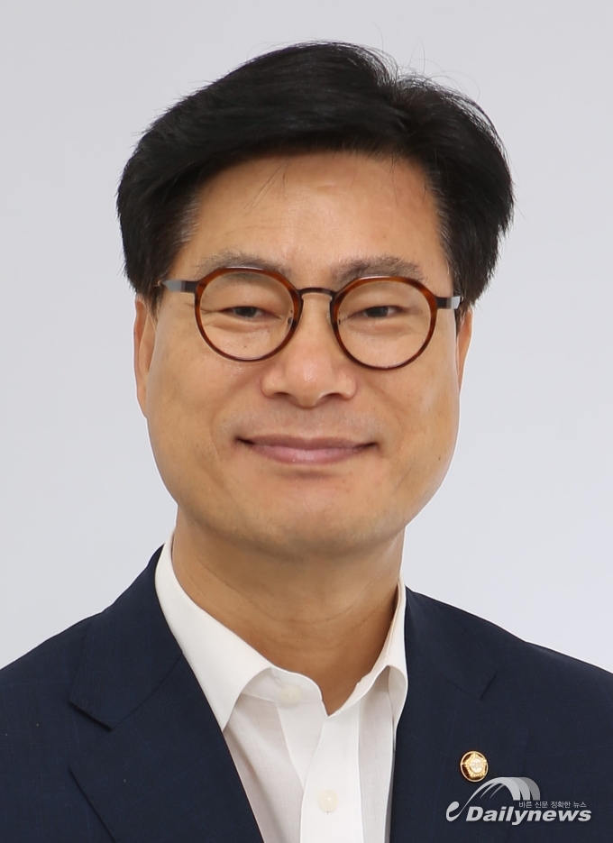 과학기술정보통신부(이하 과기부)가 추진하는 일자리 사업이 매우 부실