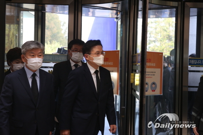 황교안 전 미래통합당 대표, 국민의힘 서울 종로 조직위원장 사퇴