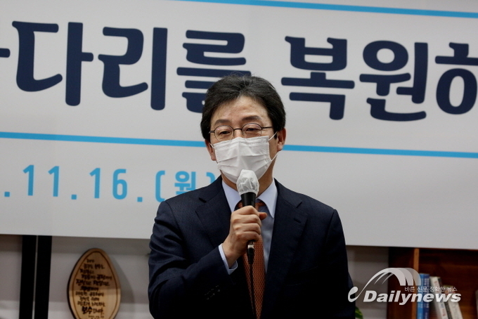 유승민 “대선 출마 의지 여러차례 밝혀···공개적 시작할 것”