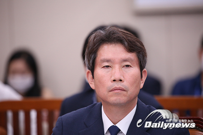 이인영, 이번엔 “北 식량 지원해야”···1984년 김일성 홍수지원 거론