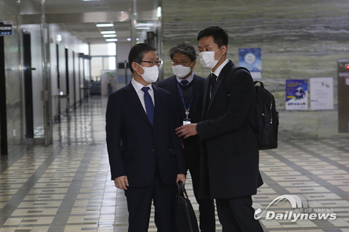 변창흠 신임 국토교통부 장관 “부동산대책 내년 설 전에 발표”