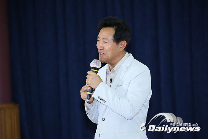 오세훈 “국민의힘 안 올 시 나도 출마”···안철수 겨냥