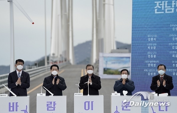 친환경 바람 풍력발전…탄소중립 이끈다