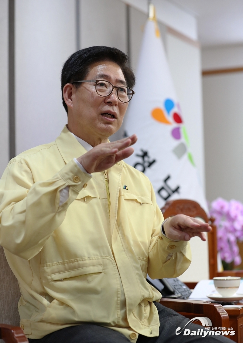 제22대 대권 도전 선언한 충남도 양승조 지사