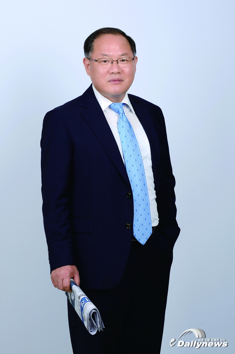 “매출 1조원 글로벌 기업으로의 도약을 시작합니다”