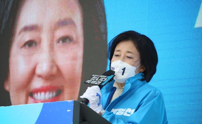 박영선, 젊은 층 표심 잡기에 ‘집중포화’... "대중교통 40% 할인"