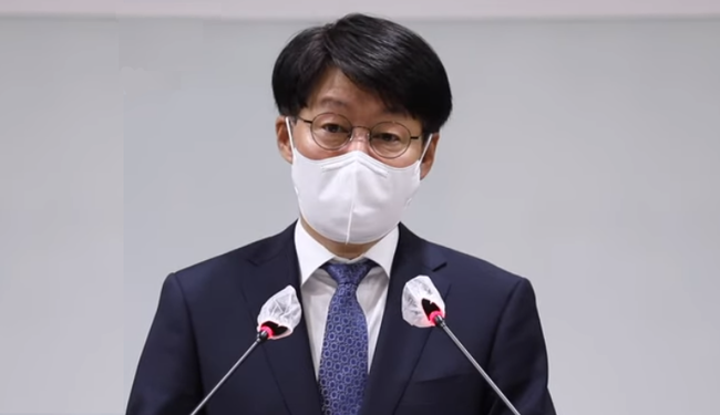 안경덕 신임 고용부 장관, 한국노총 방문…"포용적 위기극복"