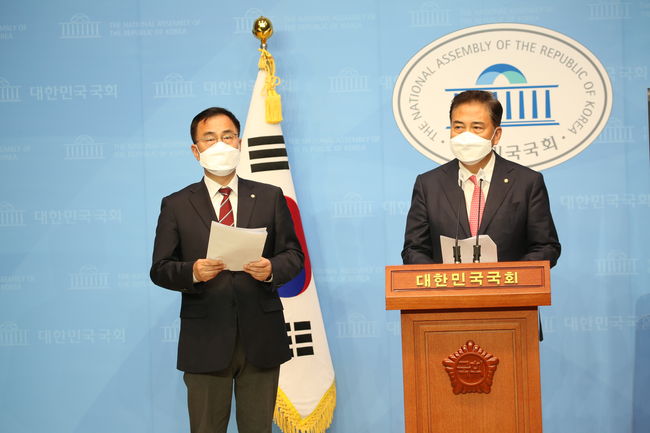 국민의힘, `백신 사절단` 박진·최형두 내일 방미 발표
