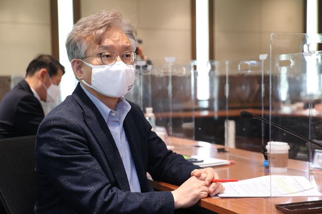 권칠승 중기부 장관, 소‧부‧장 강소기업 현장 소통 이어가