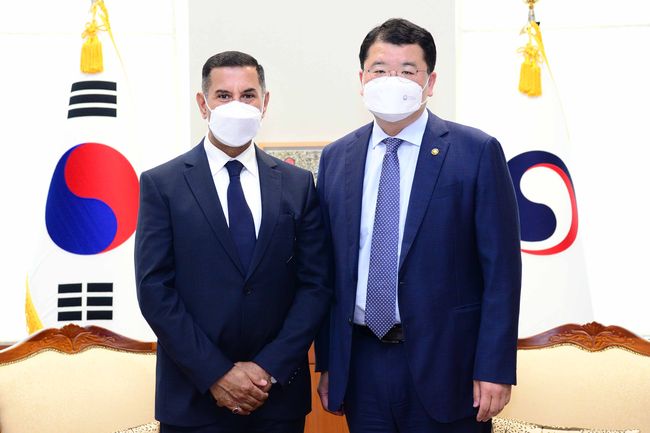 외교부 최종건 제1차관, `이임` 주한 이라크대사 면담