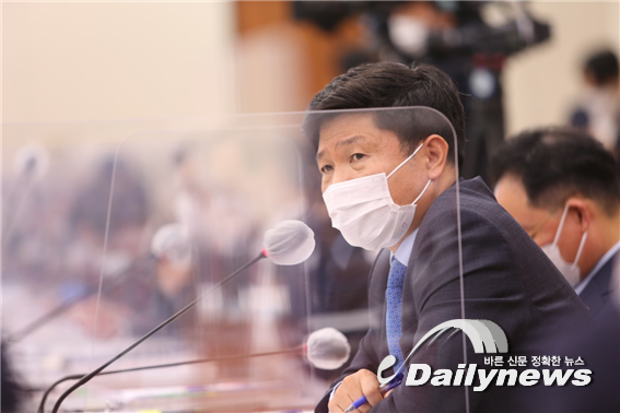 홍기원 의원, 택시·버스 등 운전자 자격…3년간 음주운전, 몰카 등 제한