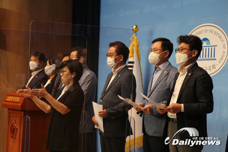 진성준 의원, 여야 국회의원 74명…한미연합군사훈련 조건부 연기 촉구