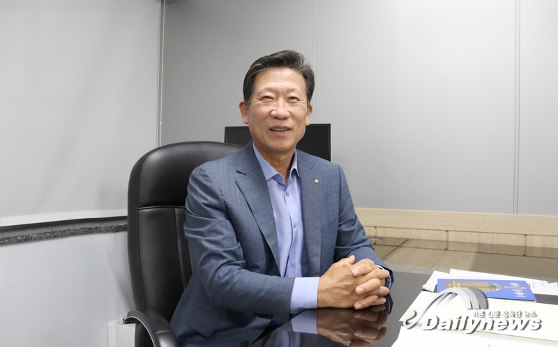 “펜데믹 시대에도 내실을 다지고 균형있는 엘리트체육과 생활체육 시대를 준비합니다”