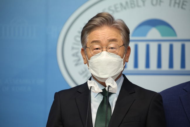 이재명, 탄소중립 2040 달성 목표 `기후에너지부` 신설