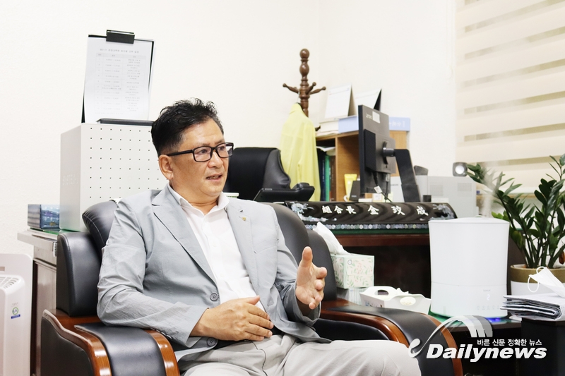 “서남부권 농협 중 가장 건실하고 규모도 큰 농협으로 만들겠습니다”