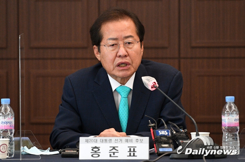 윤석열, 토론회 해도 지지율 꺾이지 않는다?