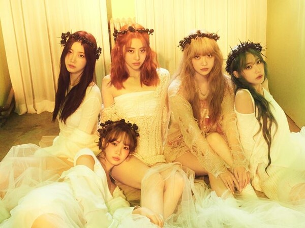 K팝스타 르세라핌 3집 미니앨범 GS25서 독점 판매