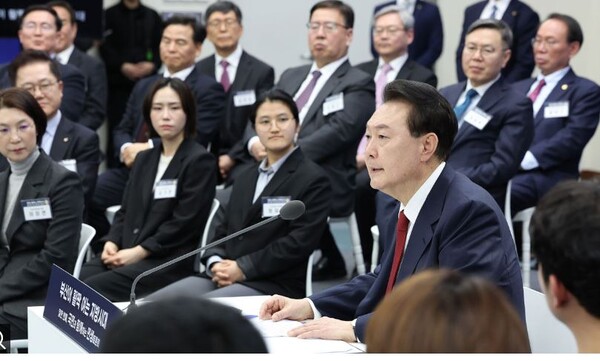 尹, "부산, 지방시대의 핵심 축...종합 글로벌 허브도시 육성"