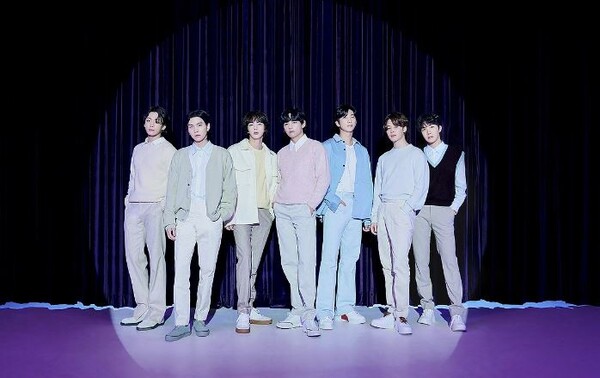 하이브, BTS 군입대 공백에도 연매출 2조 돌파…엔터업계 최초