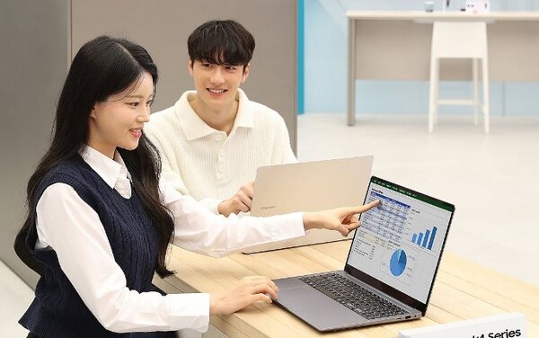 삼성 '북4', 출시 두달만에 10만대 판매...AI바람 랩톱까지 확산