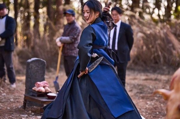 흥행 돌풍 '파묘', 오컬트무비 최초 천만관객 초읽기