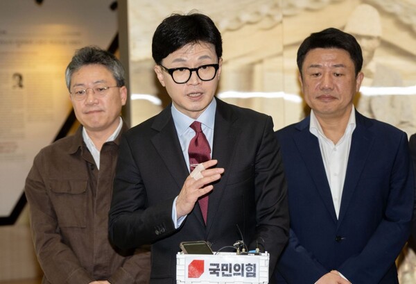 국힘 한동훈 비대위원장, 의료파국 중재 나섰다