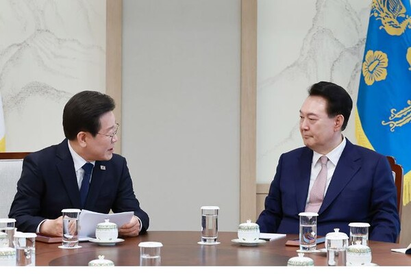[한컷뉴스]720일만에 성사된 130분간의 첫 영수회담
