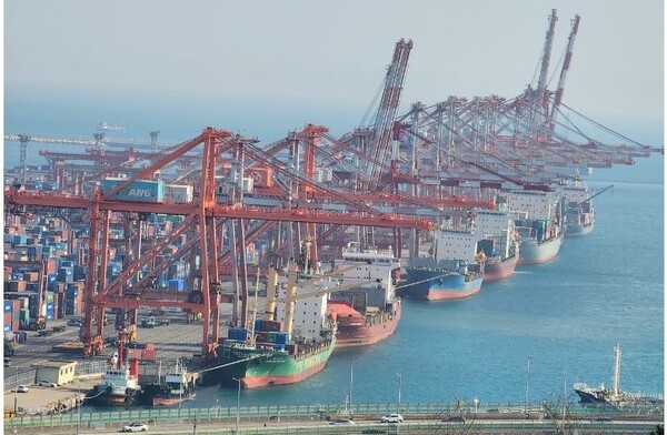 OECD, 韓 성장률 2.6%,0.4%p 상향조정...주요기관 중 최고치