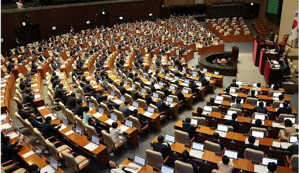 "韓금융규제 엄격...금융입법 투자확대에 방향 맞춰야"