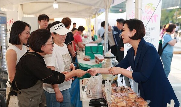 '9월 동행축제' 효과 쏠쏠...2주만에 중기·소상공인 매출 3300억원