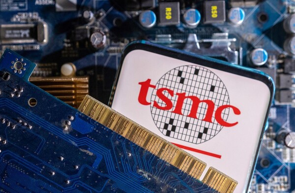 [이슈&]"AI가 파운드리 시장 견인"...TSMC 독주체제 더 굳어지나