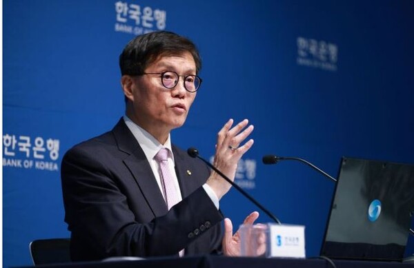 [이슈기획]긴축시대 마감...소비진작 '기대', 가계부채는 '걱정'
