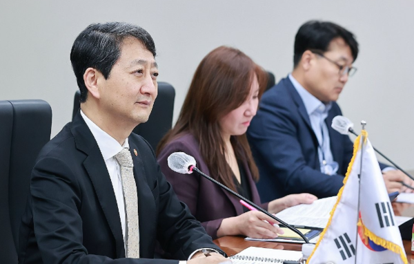 [산업위국감]안덕근 "전기료 정상화 지속 추진...연내 추가 인상없어"