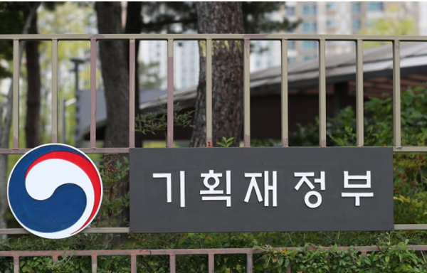 법인세 급감 여파 1∼9월 국세수입 작년보다 11조원 줄어