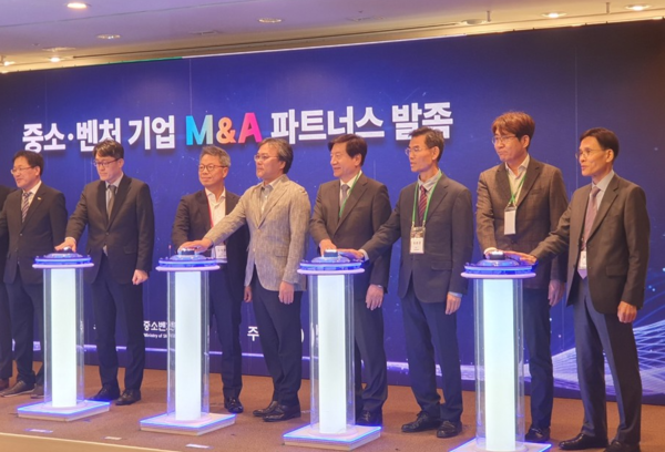 중소·벤처기업 M&A파트너스 뜬다...M&A중개기관 10곳 참여