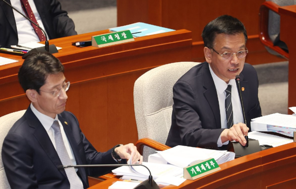 "미래분야 집중" VS "원자력 편중"...'R&D예산' 공방전 벌인 예결위
