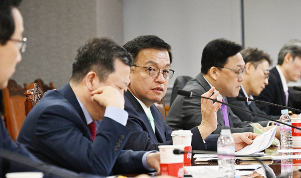 [이슈기획]환율급등에 조바심 외환당국...7개월만에 구두개입, 효과 볼까