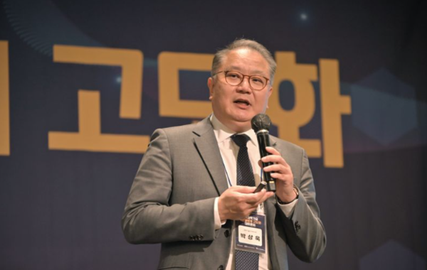 [줌인]박상욱 과기수석 "23개 정부출연연 각각이 城, 벽 허물어야"